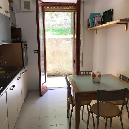 Vista Mare Nel Verde Apartamento